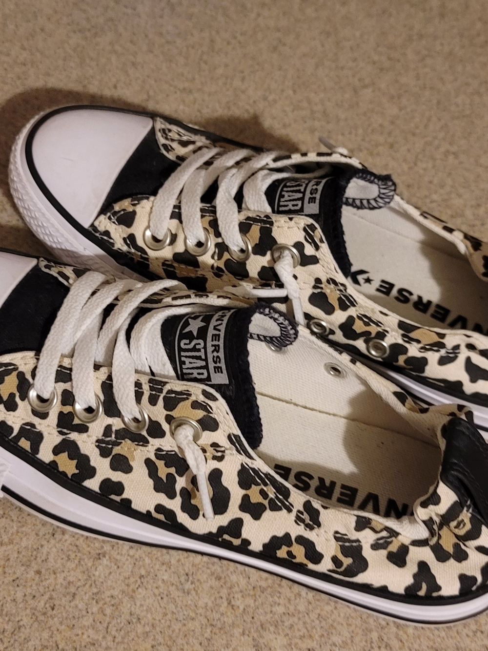 Converse Women's Low Top Sneakers in White, Black and Beige Leopard